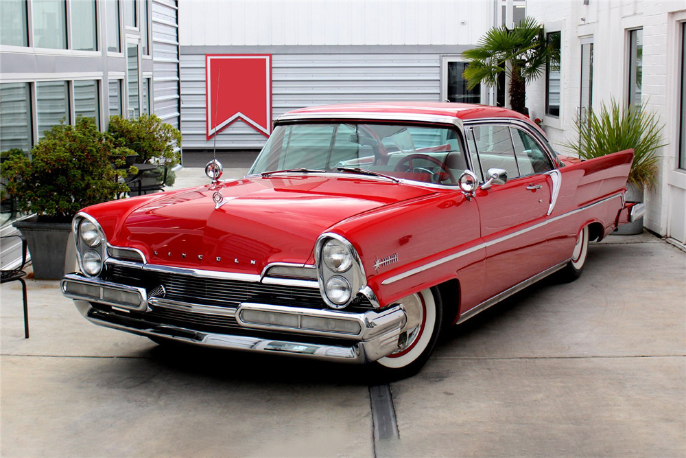 1957 LINCOLN PREMIER - Front 3/4 - 225104
