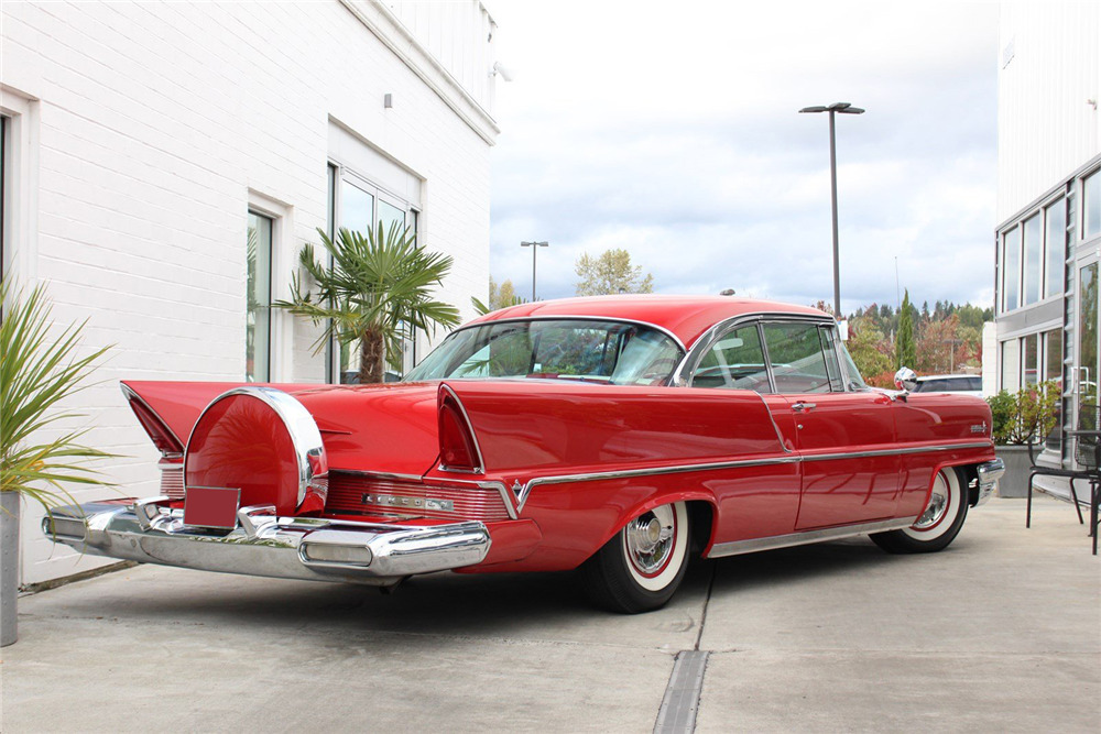 1957 LINCOLN PREMIER - Rear 3/4 - 225104
