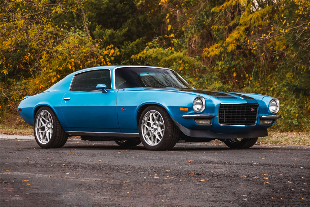 1970 CHEVROLET CAMARO Z/28 CUSTOM - Front 3/4 - 225130
