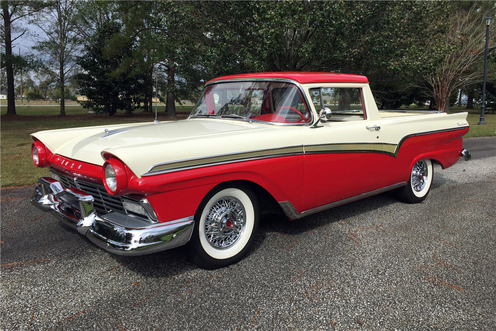 1957 FORD RANCHERO - Front 3/4 - 225209