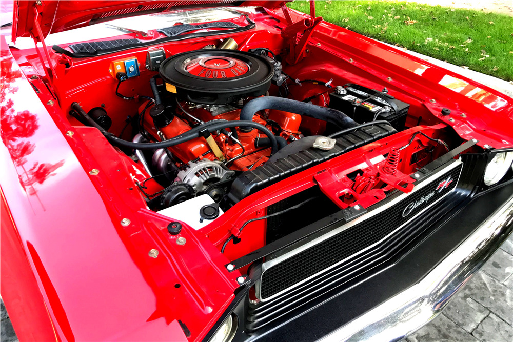 1970 DODGE CHALLENGER CUSTOM CONVERTIBLE - Engine - 225235