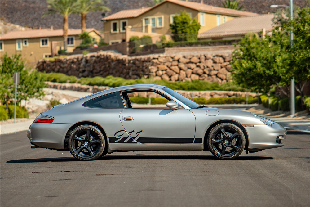2003 PORSCHE 911 CARRERA - Side Profile - 225287