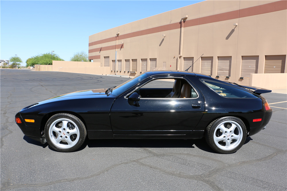 1994 PORSCHE 928 GTS - Side Profile - 225456
