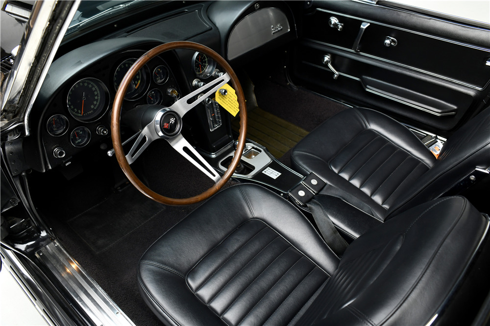 1966 CHEVROLET CORVETTE 427/425 CONVERTIBLE - Interior - 225681