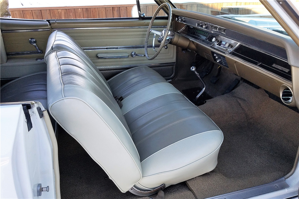 1966 CHEVROLET CHEVELLE SS 396 CONVERTIBLE - Interior - 225788