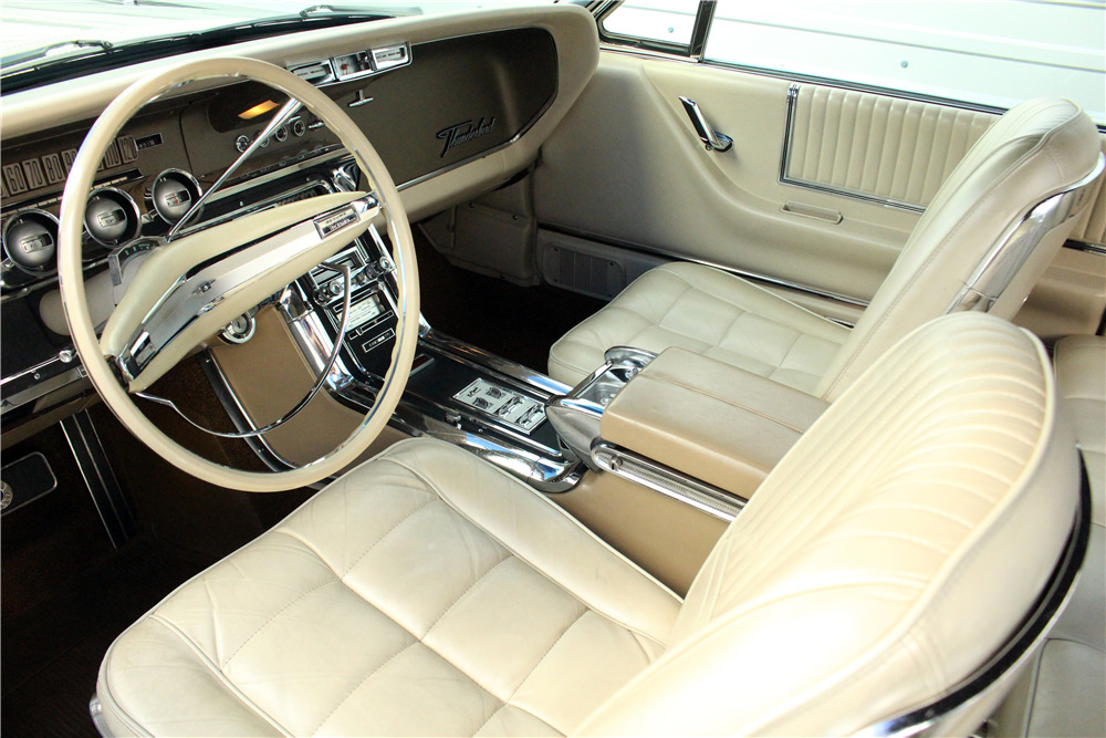 1966 FORD THUNDERBIRD CONVERTIBLE - Interior - 225792
