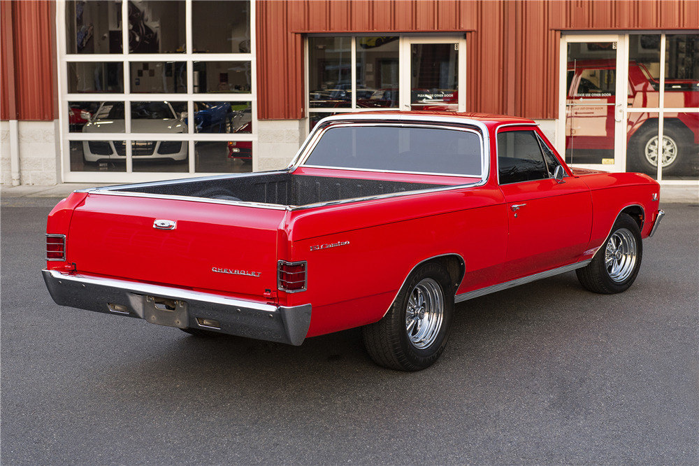 1967 CHEVROLET EL CAMINO CUSTOM PICKUP - Rear 3/4 - 225845
