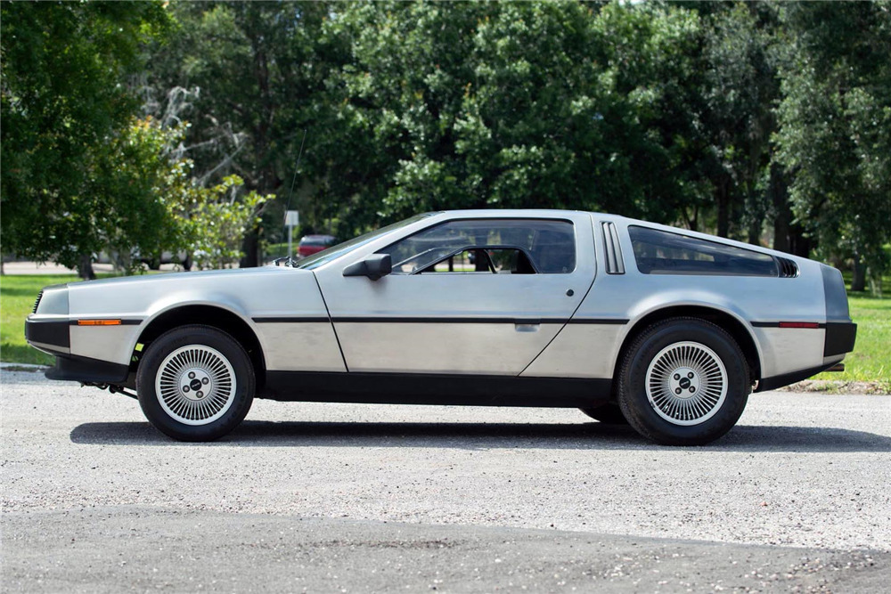 1981 DELOREAN DMC 12 Side Profile 225851