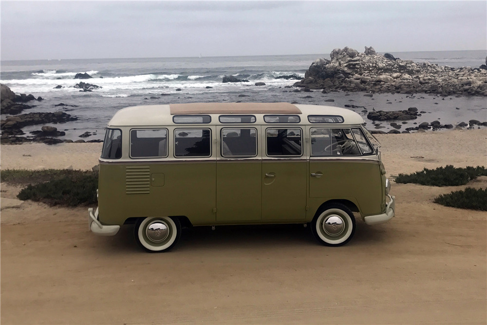 1959 VOLKSWAGEN 23-WINDOW BUS - Side Profile - 225945