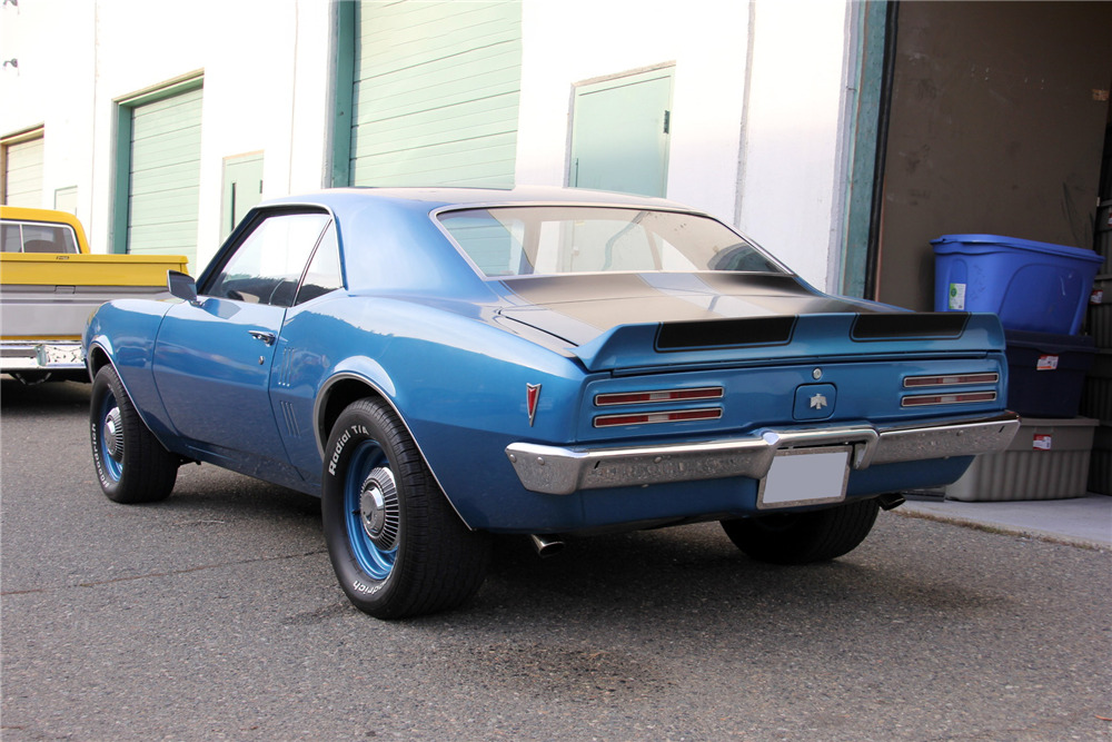 1968 PONTIAC FIREBIRD 350 CUSTOM COUPE - Rear 3/4 - 225960