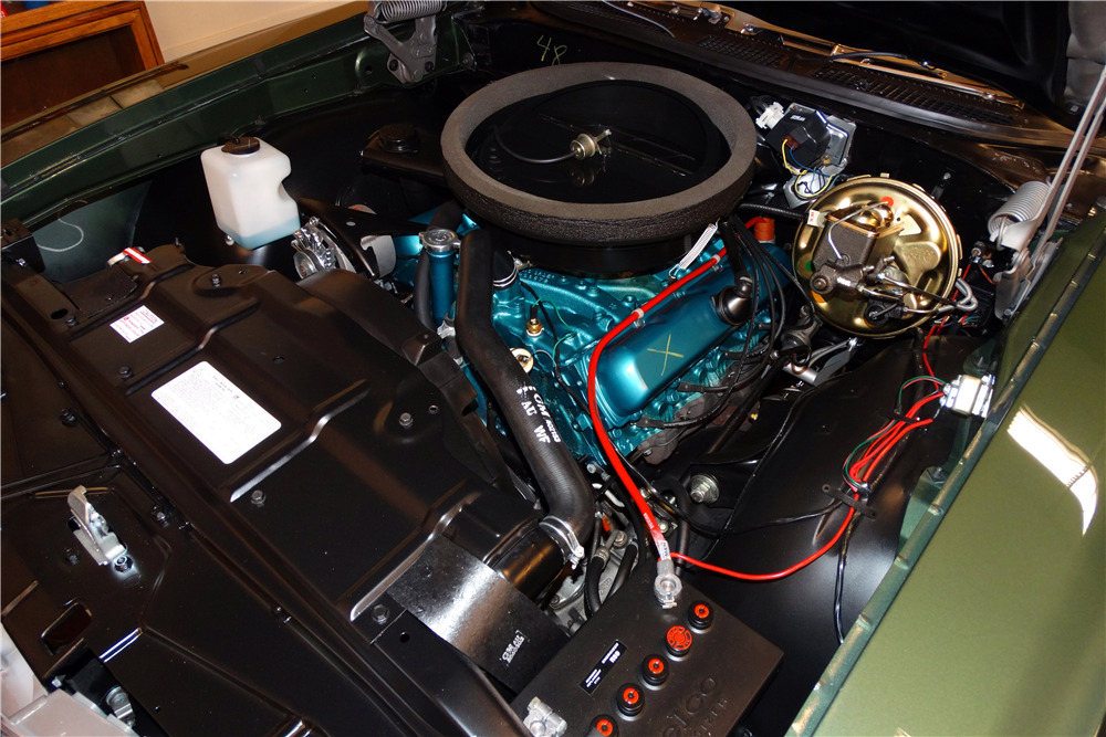 1970 OLDSMOBILE 442 CONVERTIBLE  - Engine - 225977