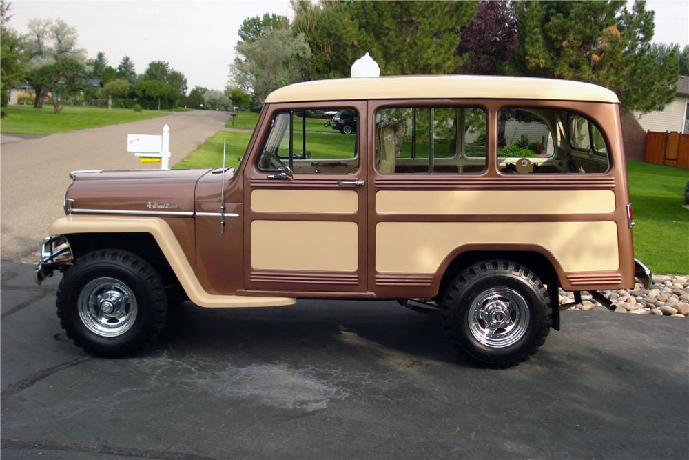 1955 WILLYS OVERLAND 4X4 STATION WAGON - Side Profile - 225980
