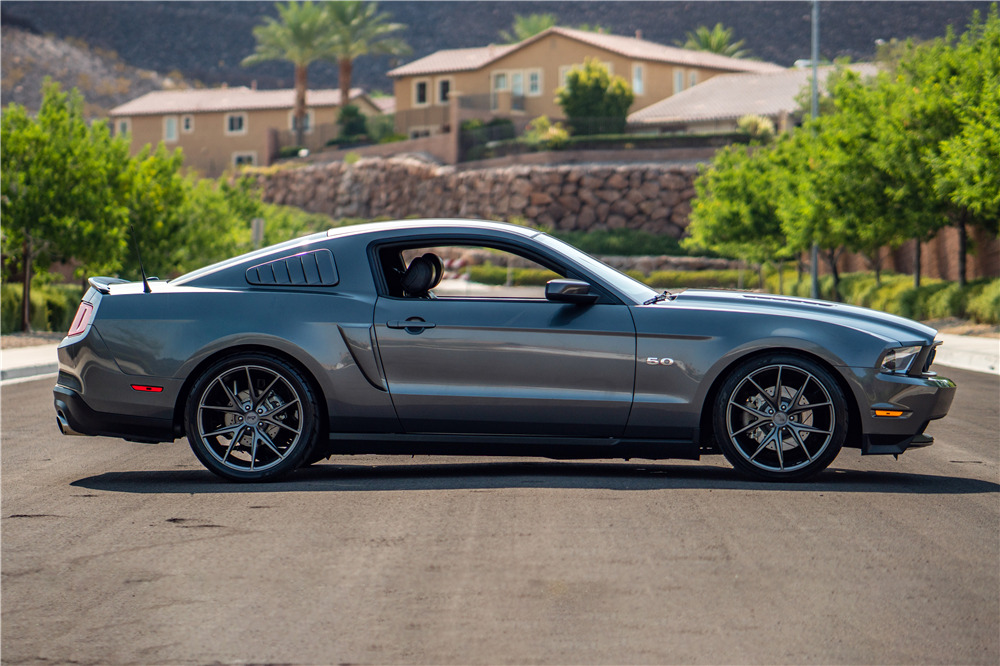 2012 FORD MUSTANG GT Side Profile 226379