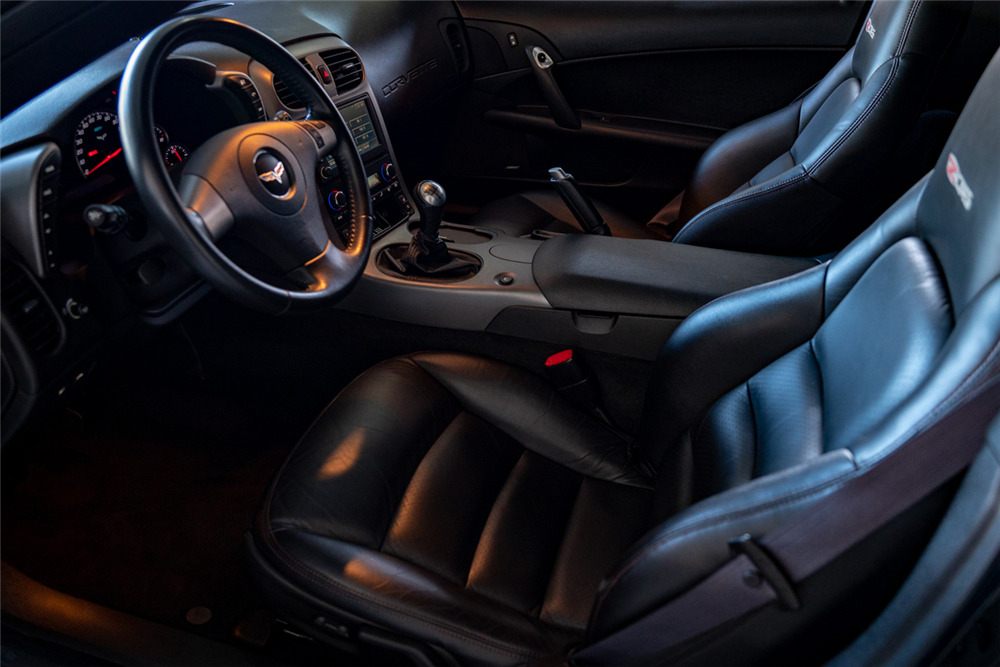 2007 CHEVROLET CORVETTE Z06 - Interior - 226381