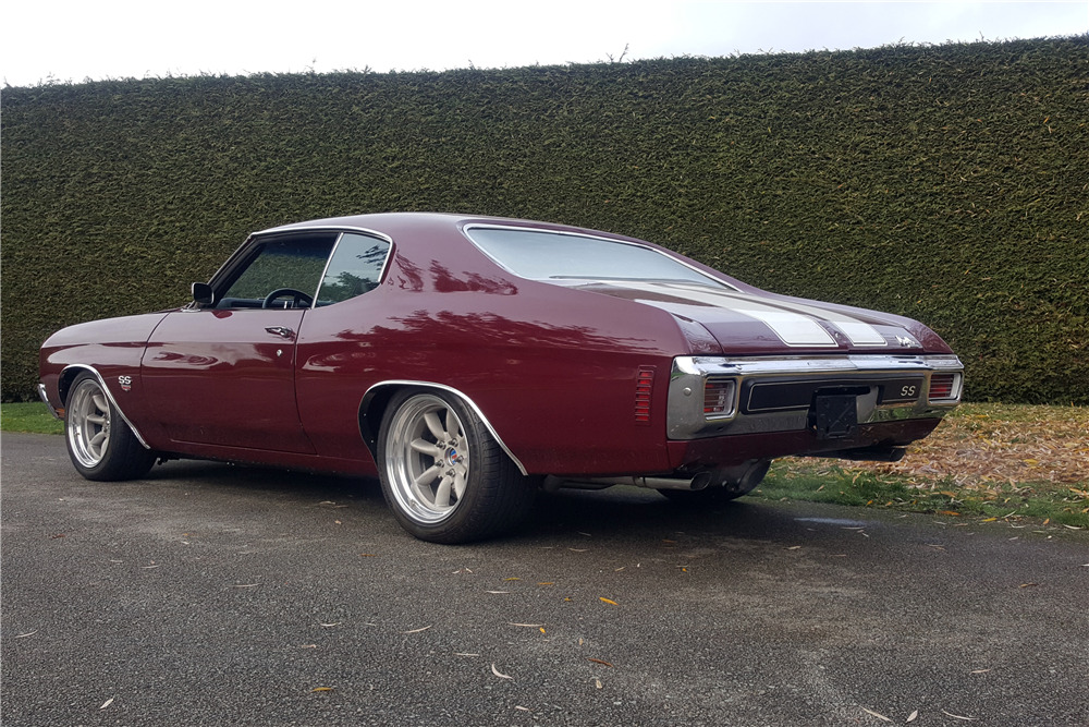 1970 CHEVROLET CHEVELLE MALIBU CUSTOM COUPE - Rear 3/4 - 226401