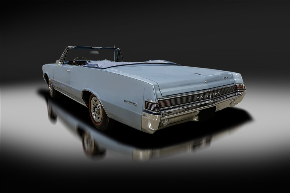 1965 PONTIAC GTO CONVERTIBLE - Rear 3/4 - 226406