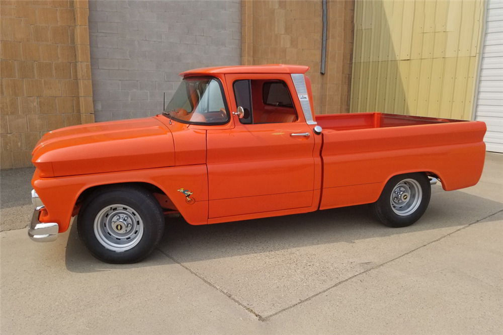 1961 CHEVROLET C10 PICKUP - Side Profile - 226445