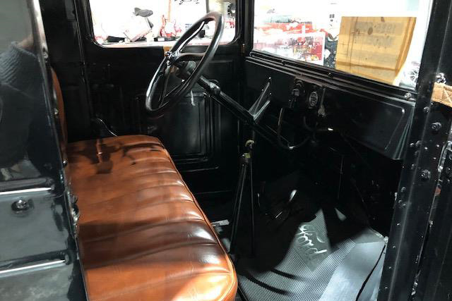 1925 FORD MODEL T - Interior - 226496