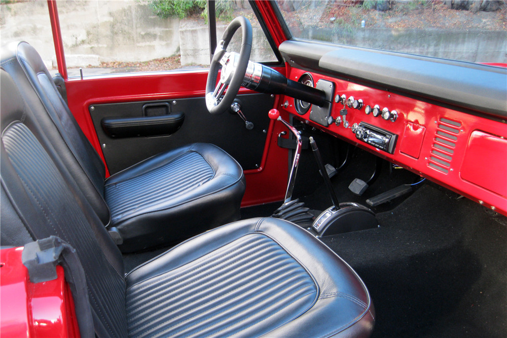 1971 FORD BRONCO CUSTOM 4X4 - Interior - 226507