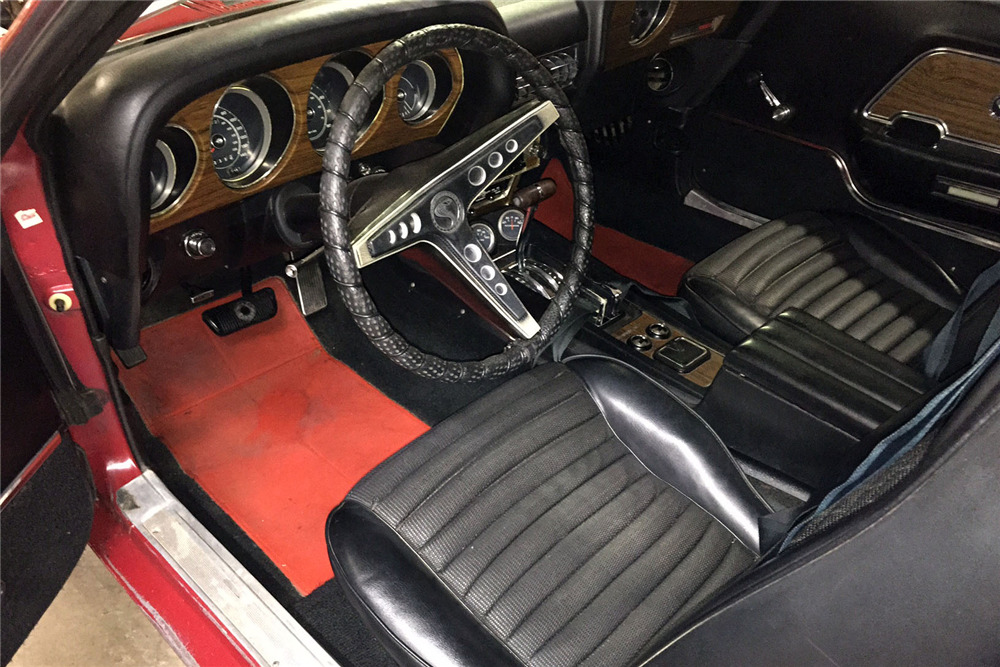 1970 SHELBY MUSTANG GT500 FASTBACK - Interior - 226649