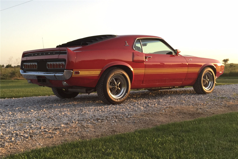 1970 SHELBY MUSTANG GT500 FASTBACK - Rear 3/4 - 226649