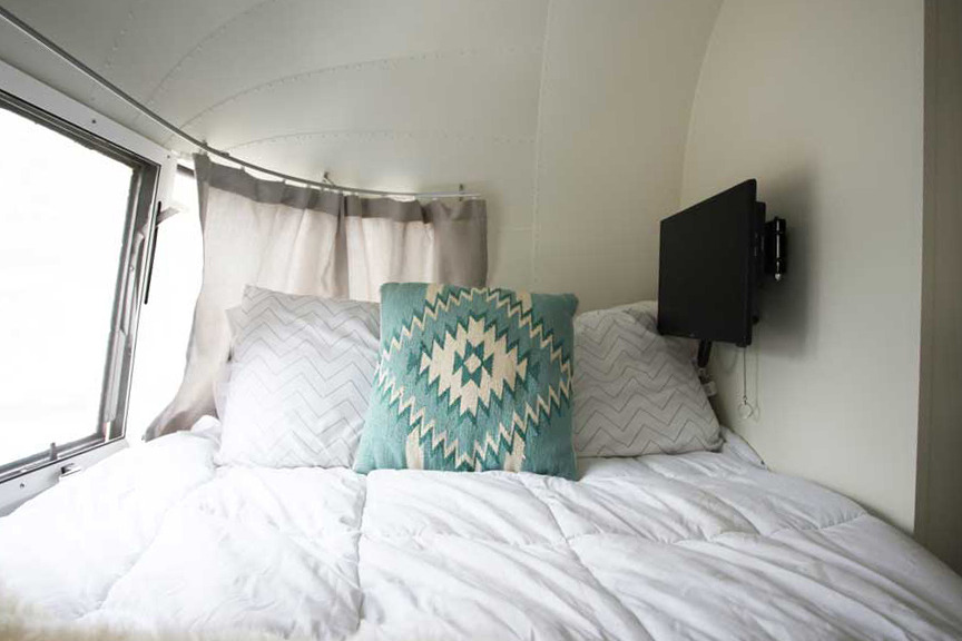 1982 AIRSTREAM EXCELLA ALUMINUM ALLOY MOTORCOACH - Misc 8 - 226650