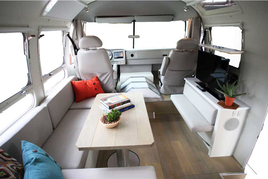 1982 AIRSTREAM EXCELLA ALUMINUM ALLOY MOTORCOACH - Misc 1 - 226650