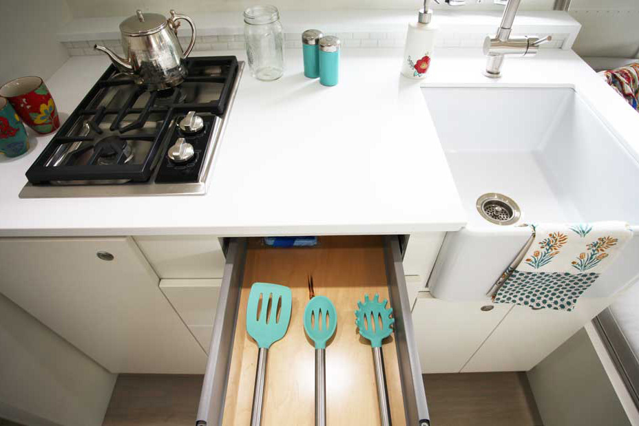 1982 AIRSTREAM EXCELLA ALUMINUM ALLOY MOTORCOACH - Misc 4 - 226650