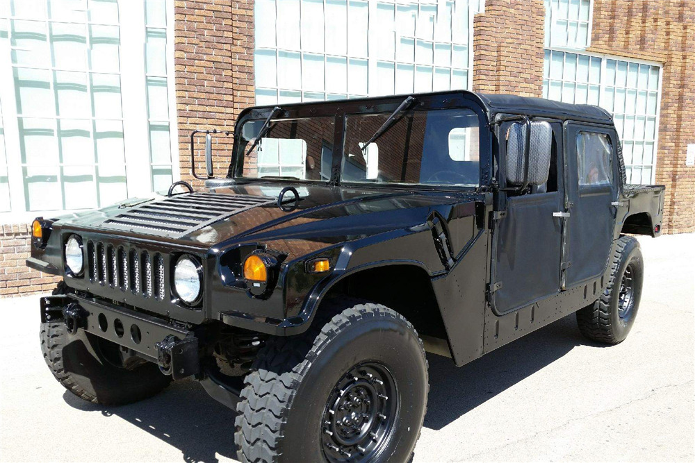 1993 AM GENERAL M998 CUSTOM HUMVEE - Front 3/4 - 226741