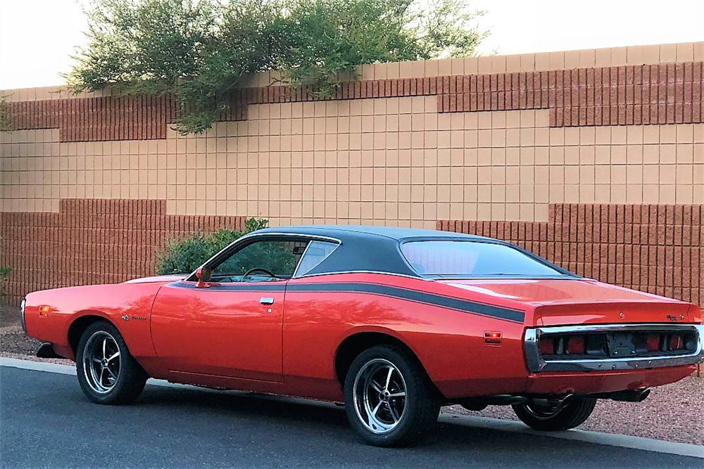 1971 DODGE SUPER BEE - Rear 3/4 - 226861