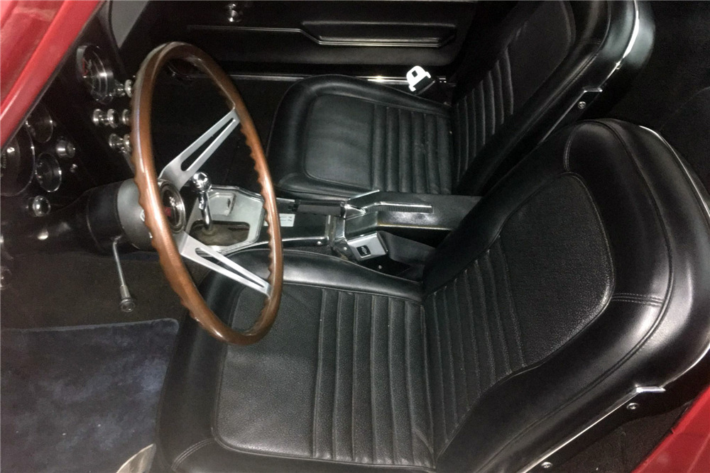 1967 CHEVROLET CORVETTE 327/350 - Interior - 226936