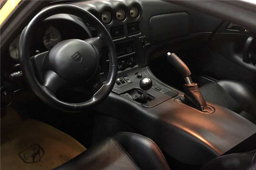 2002 Dodge Viper Gts