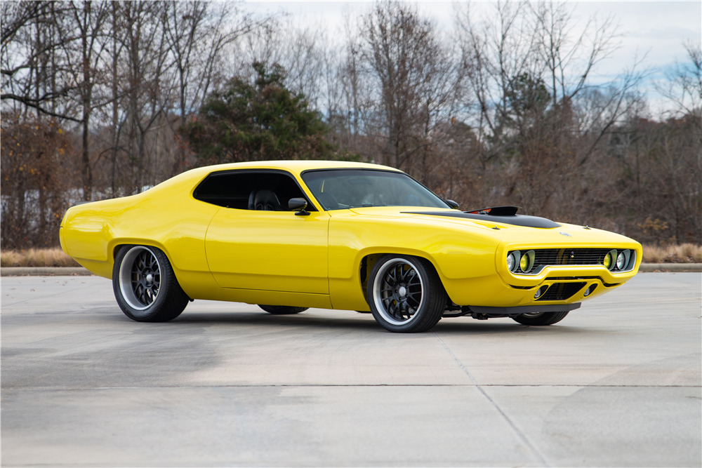 1972 PLYMOUTH SATELLITE CUSTOM COUPE - Front 3/4 - 227058