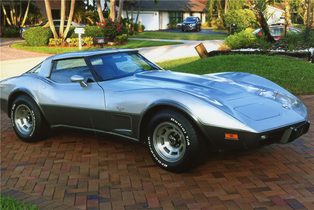 1978 CHEVROLET CORVETTE - Front 3/4 - 227189