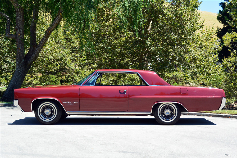 1964 PONTIAC GRAND PRIX - Side Profile - 227451