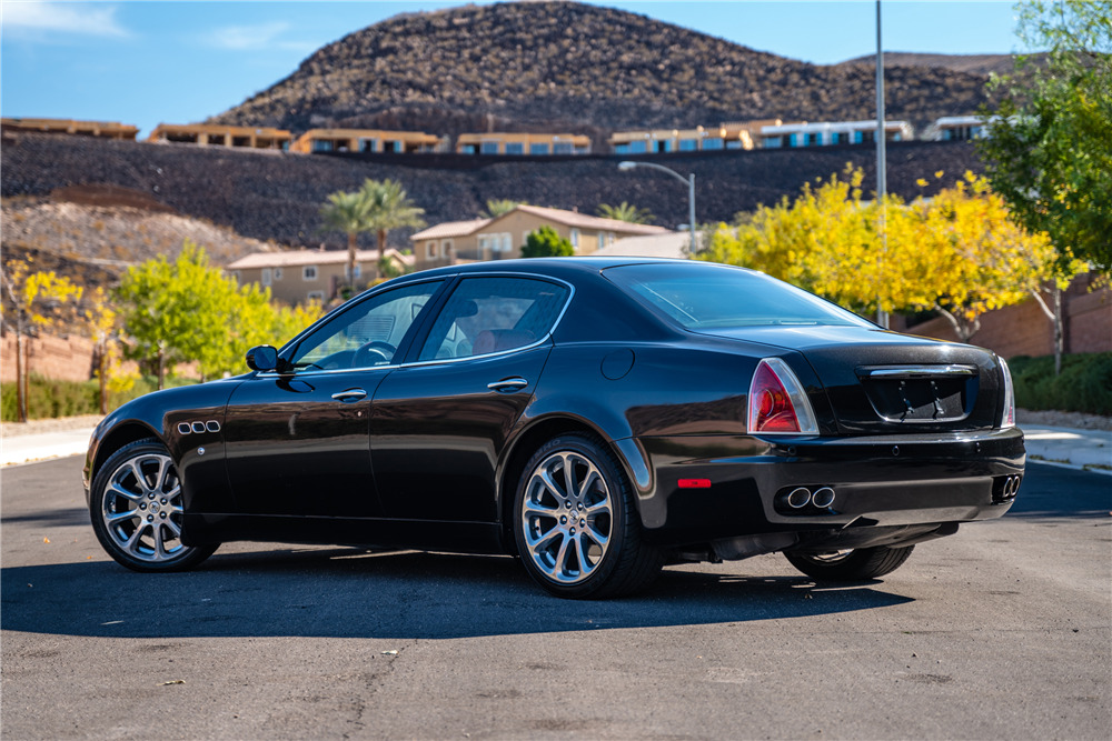 2006 MASERATI QUATTROPORTE - Rear 3/4 - 227463