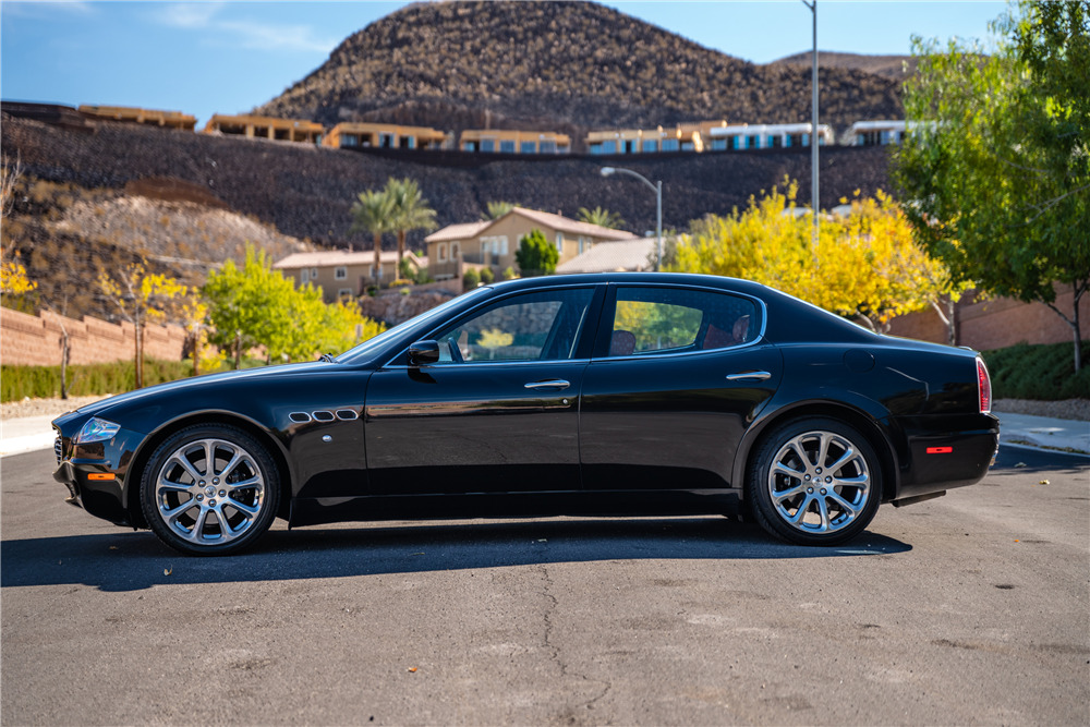 2006 MASERATI QUATTROPORTE - Side Profile - 227463