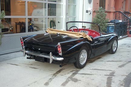 1962 DAIMLER SP 250 CUSTOM COUPE - Rear 3/4 - 22767
