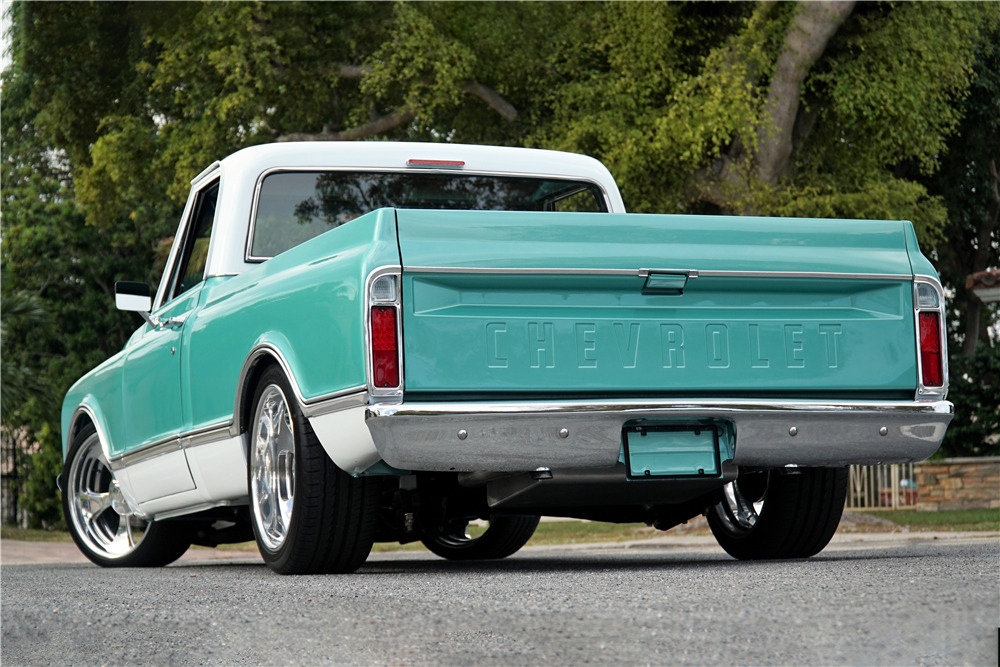 1969 CHEVROLET C10 CUSTOM PICKUP - Rear 3/4 - 227758