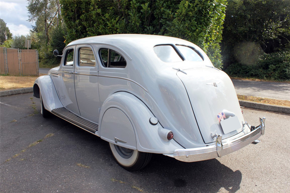 1937 CHRYSLER AIRFLOW IMPERIAL SEDAN - Rear 3/4 - 227939