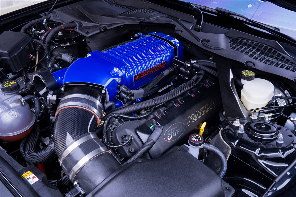 2015 FORD MUSTANG GT CUSTOM CONVERTIBLE - Engine - 227943