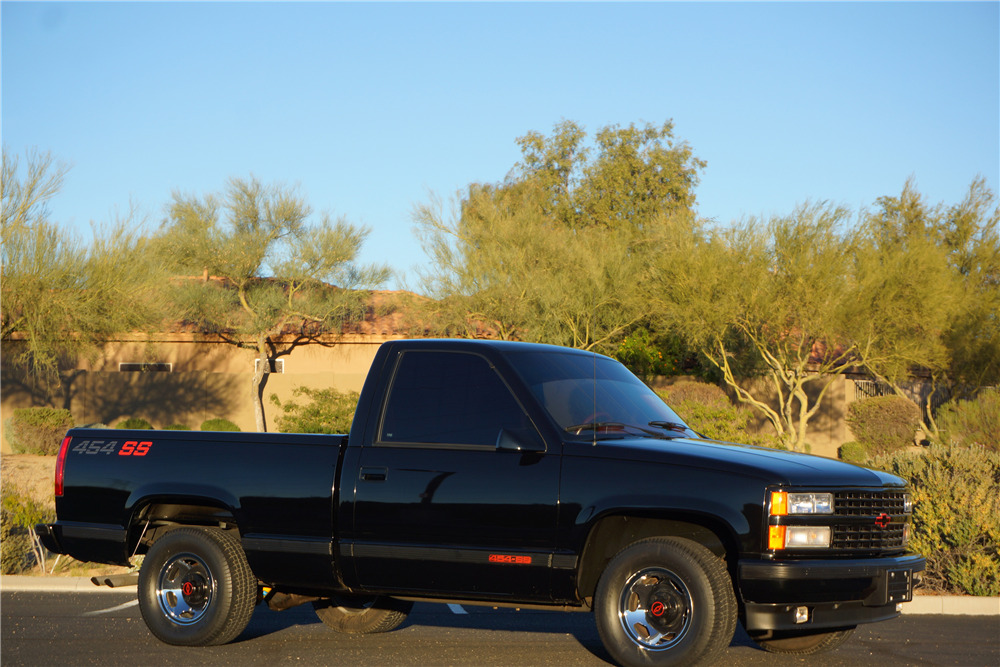 1990 CHEVROLET 454SS PICKUP - Side Profile - 228088