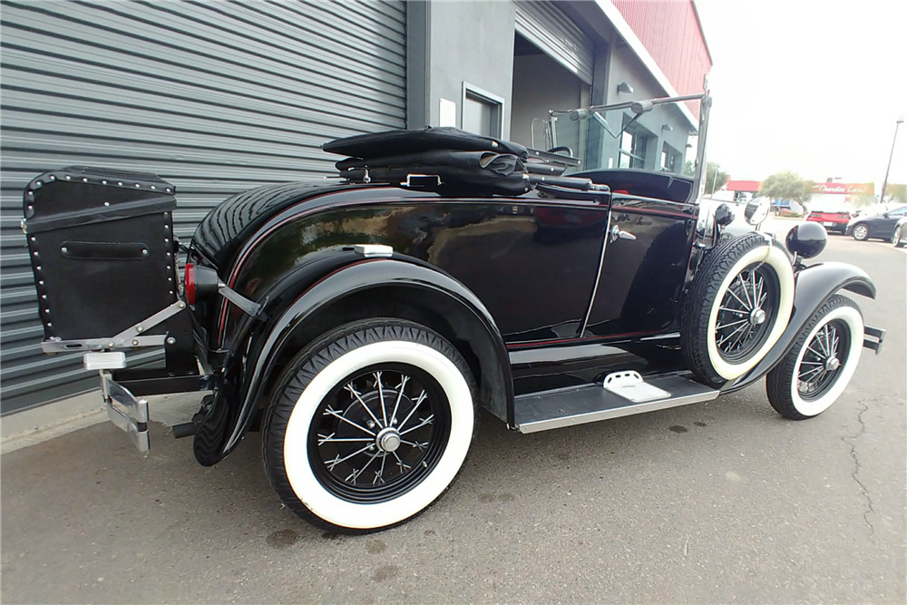 1980 SHAY CONVERTIBLE - Rear 3/4 - 228108