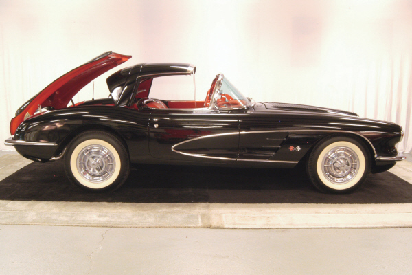 1958 CHEVROLET CORVETTE RETRACTABLE HARDTOP PATENT # 3, - Engine - 22841
