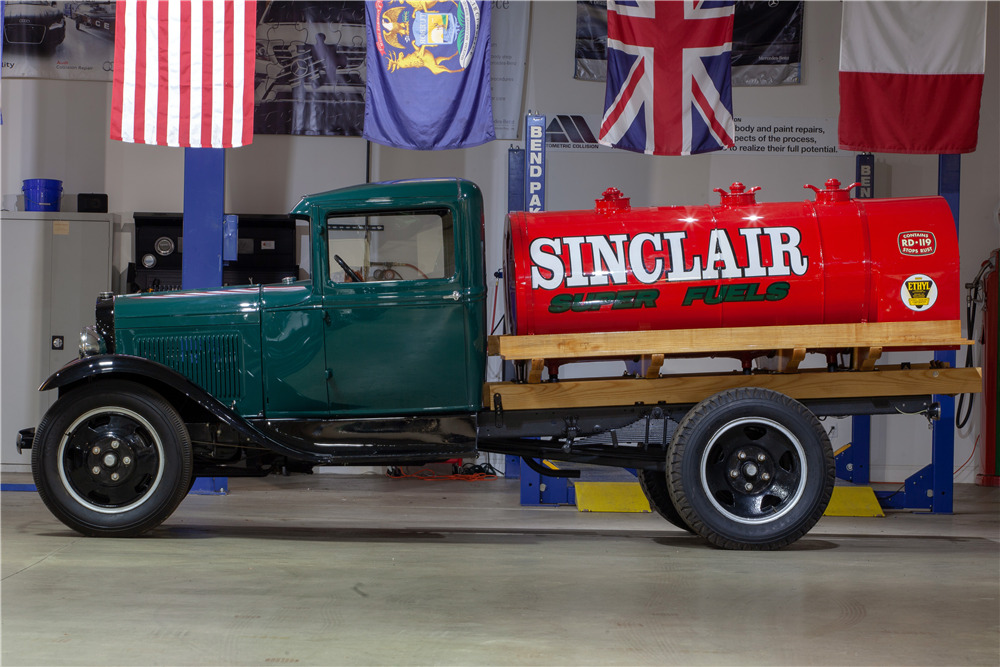 1931-ford-aa-fuel-truck-side-profile-229853