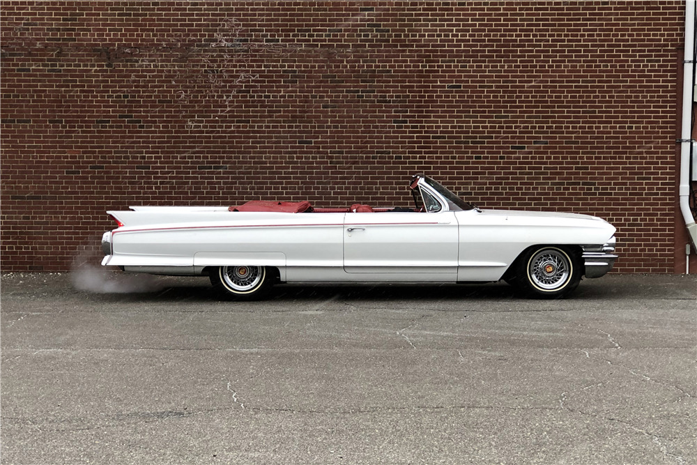 1962 CADILLAC ELDORADO BIARRITZ CONVERTIBLE - Side Profile - 229941