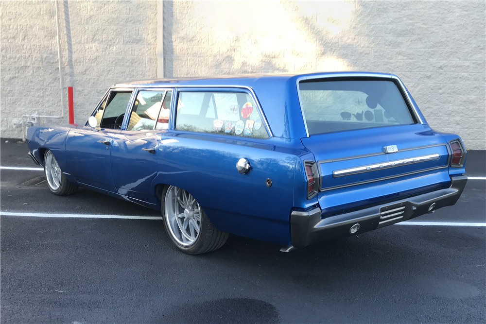 1968 DODGE CORONET CUSTOM WAGON - Rear 3/4 - 230008