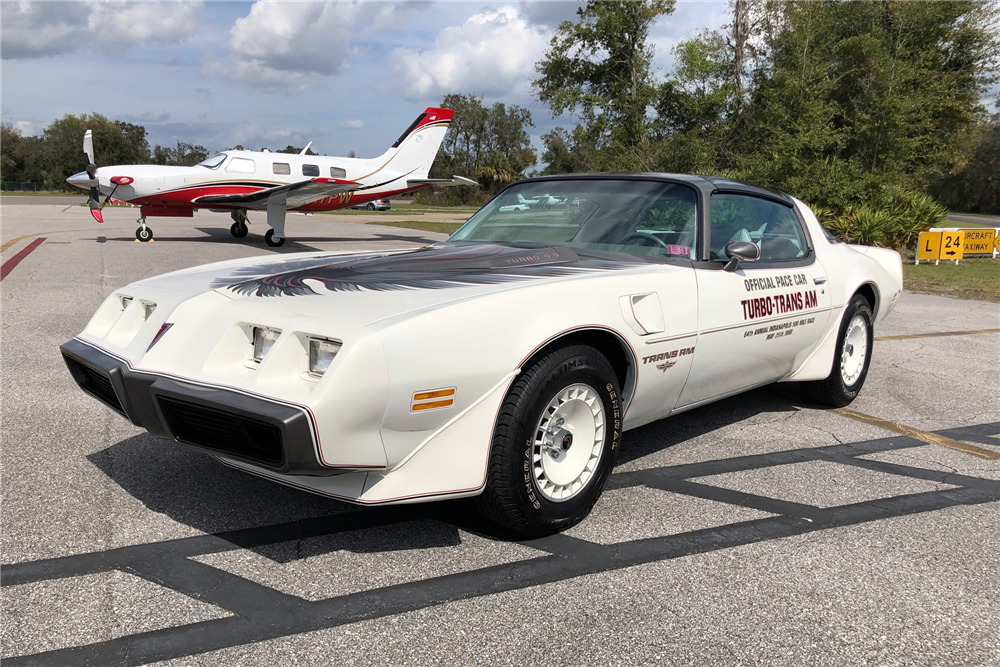 1980 PONTIAC FIREBIRD TRANS AM PACE CAR - Front 3/4 - 230119