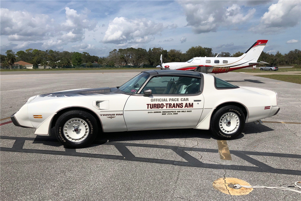 1980 PONTIAC FIREBIRD TRANS AM PACE CAR - Side Profile - 230119