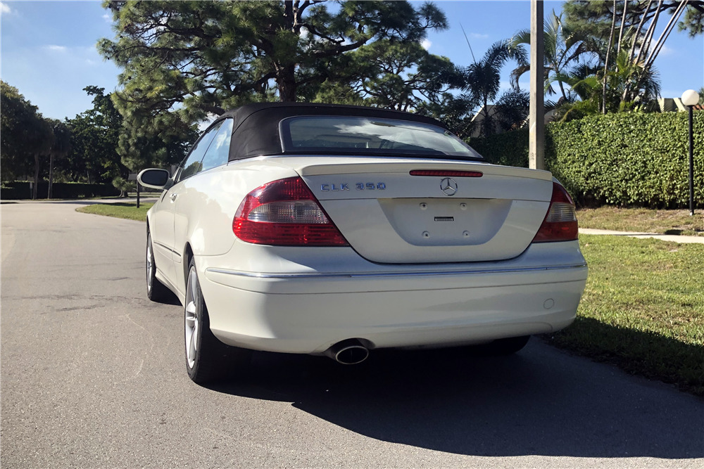 2007-mercedes-benz-clk350-cabriolet-rear-3-4-230125